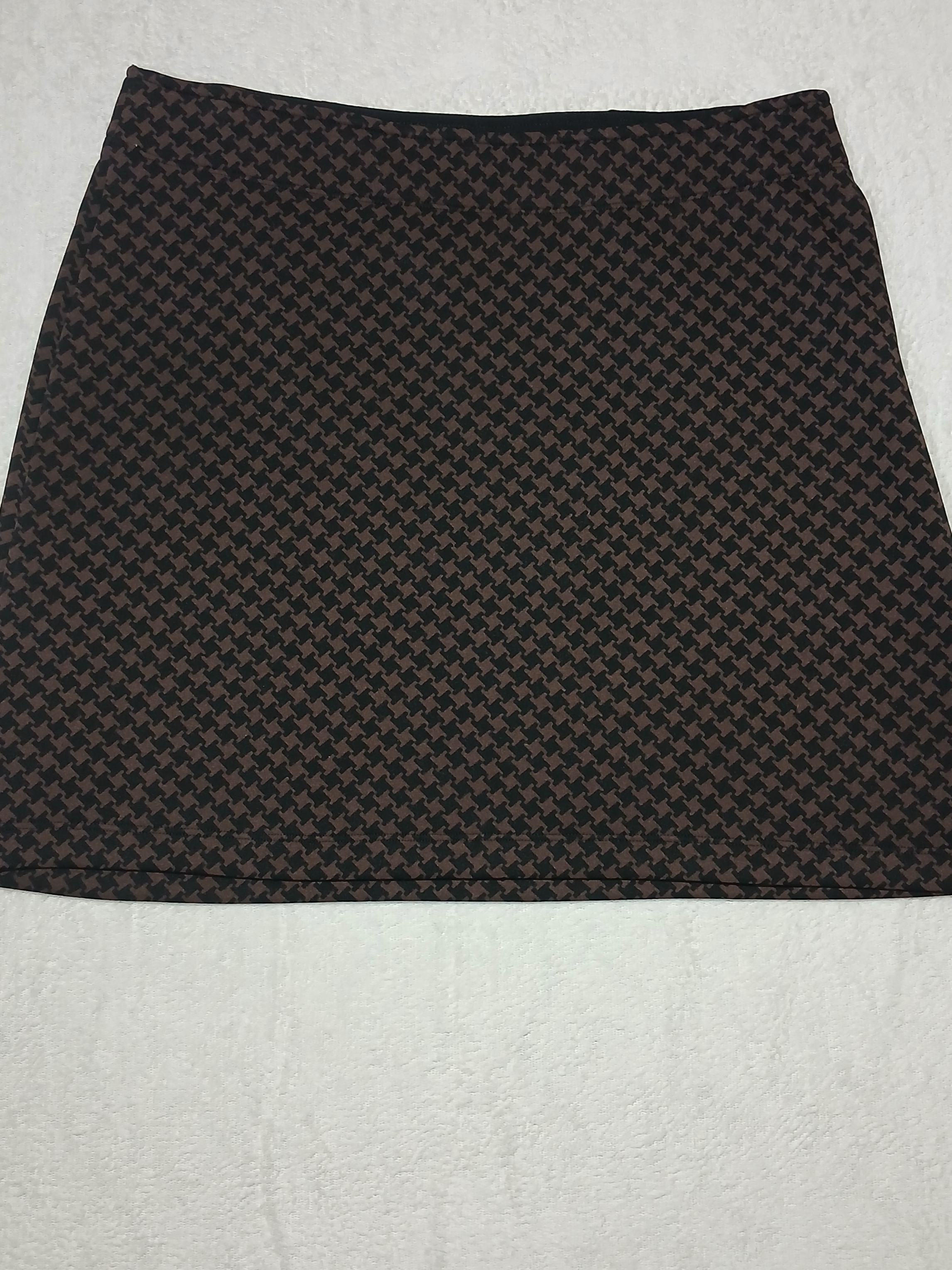 Athleta Brown And Black Houndstooth Mini Skirt